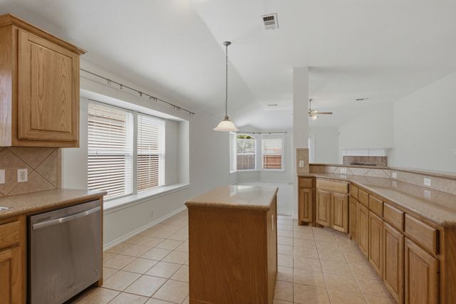 5613 Sundance Drive, The Colony, TX 75056