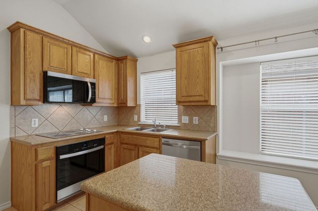 5613 Sundance Drive, The Colony, TX 75056