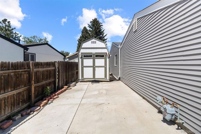 17933 E Linvale Drive, Aurora, CO 80013