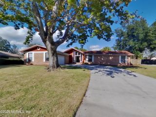 2036 POMPANO Parkway, Orange Park, FL 32073