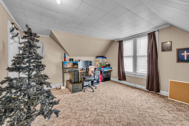 212 Worcester Street, West Plains, MO 65775