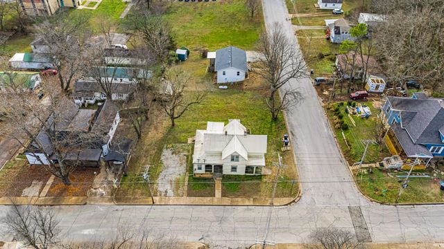 212 Worcester Street, West Plains, MO 65775