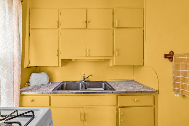 212 Worcester Street, West Plains, MO 65775