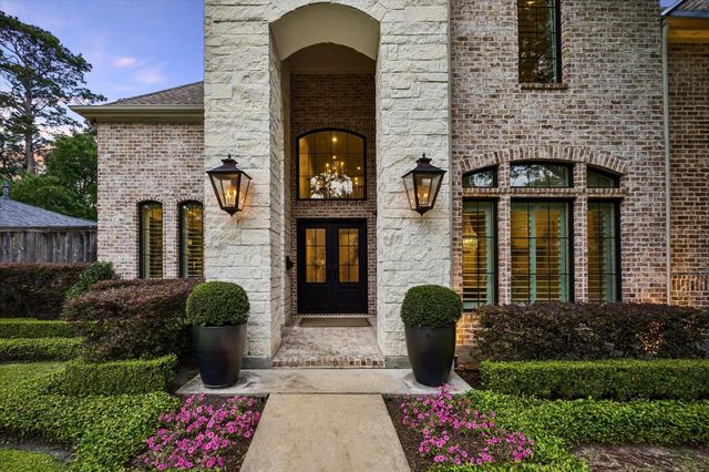 22 Knipp Road, Houston, TX 77024
