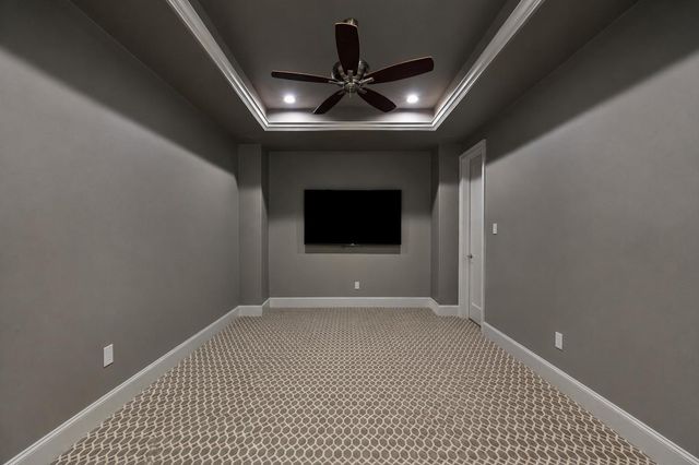 22 Knipp Road, Houston, TX 77024