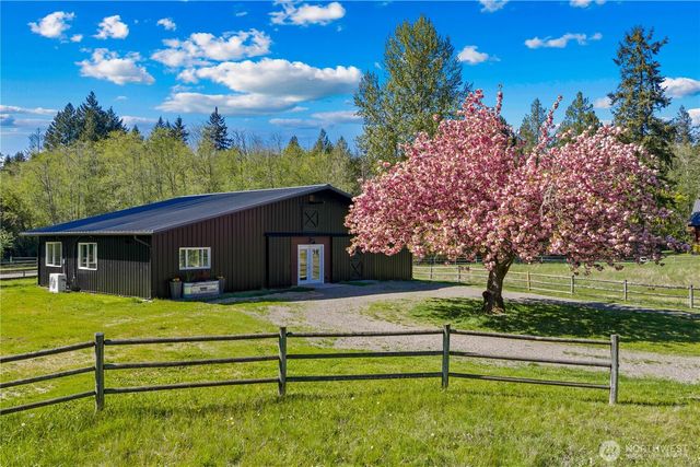 7200 NE Day Road W, Bainbridge Island, WA 98110
