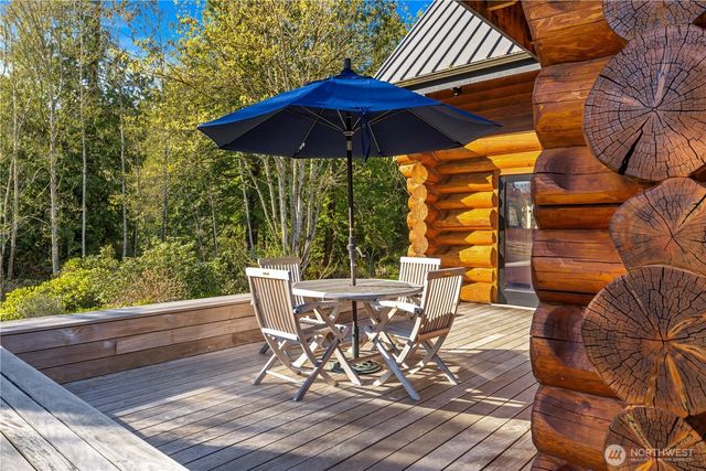7200 NE Day Road W, Bainbridge Island, WA 98110