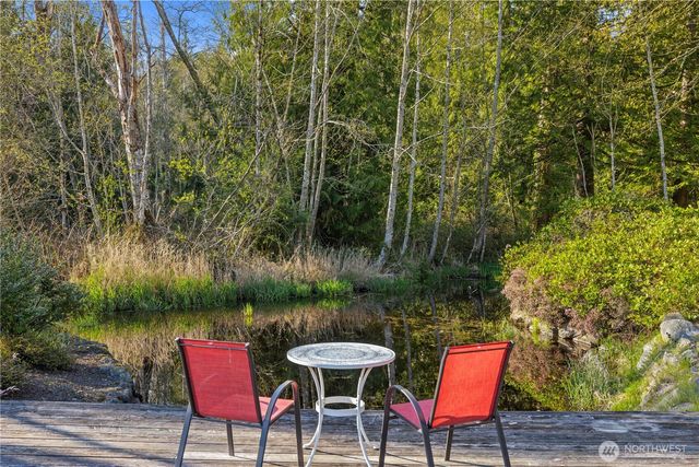 7200 NE Day Road W, Bainbridge Island, WA 98110