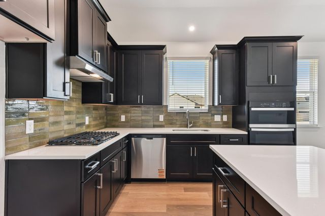 6175 Marsh LN, Buda, TX 78610