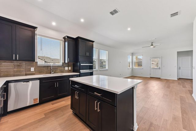 6175 Marsh LN, Buda, TX 78610