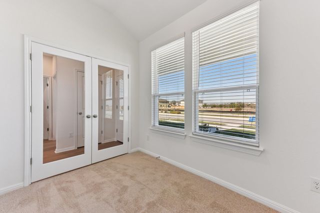 6175 Marsh LN, Buda, TX 78610