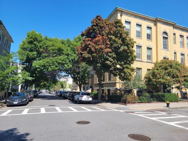 350 West 4th. Street 201, Boston, MA 02127