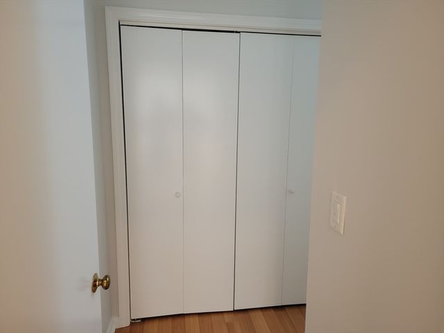 350 West 4th. Street 201, Boston, MA 02127