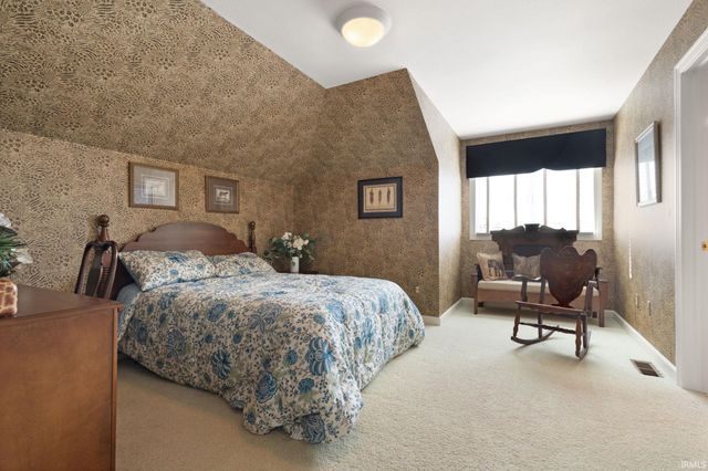 824 Spring Meadow Farm Drive, Middlebury, IN 46540