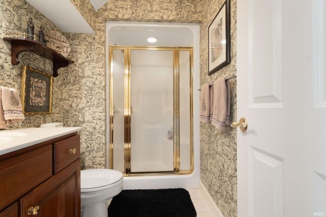 824 Spring Meadow Farm Drive, Middlebury, IN 46540