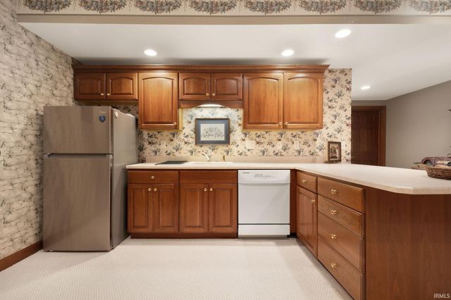 824 Spring Meadow Farm Drive, Middlebury, IN 46540