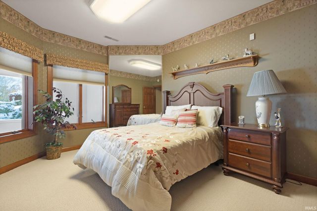 824 Spring Meadow Farm Drive, Middlebury, IN 46540