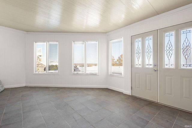 824 Spring Meadow Farm Drive, Middlebury, IN 46540