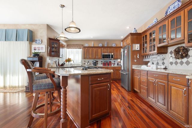 824 Spring Meadow Farm Drive, Middlebury, IN 46540