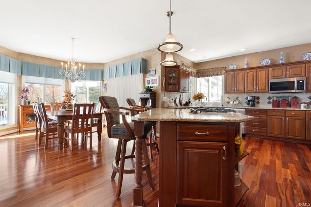 824 Spring Meadow Farm Drive, Middlebury, IN 46540