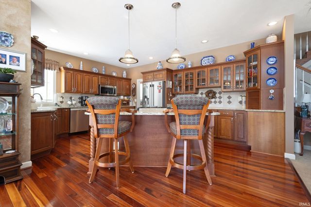 824 Spring Meadow Farm Drive, Middlebury, IN 46540