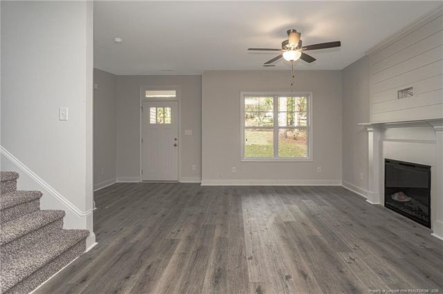 529 Walking Lane, Fayetteville, NC 28311