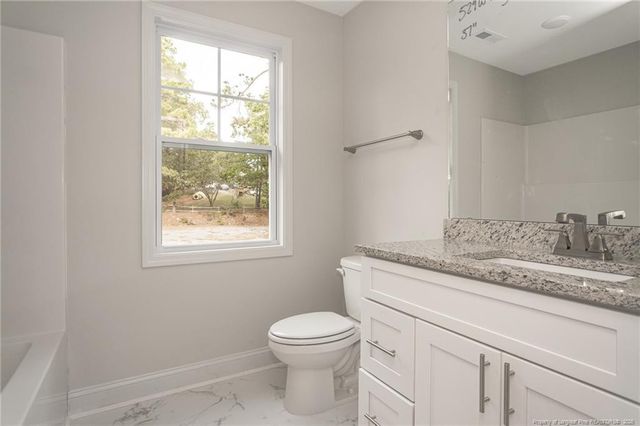 529 Walking Lane, Fayetteville, NC 28311