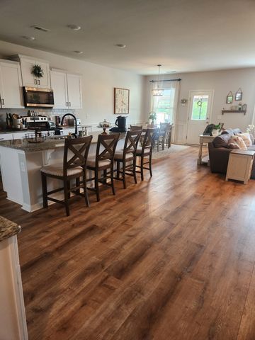 2013 Lindsey Way, Lebanon, TN 37087