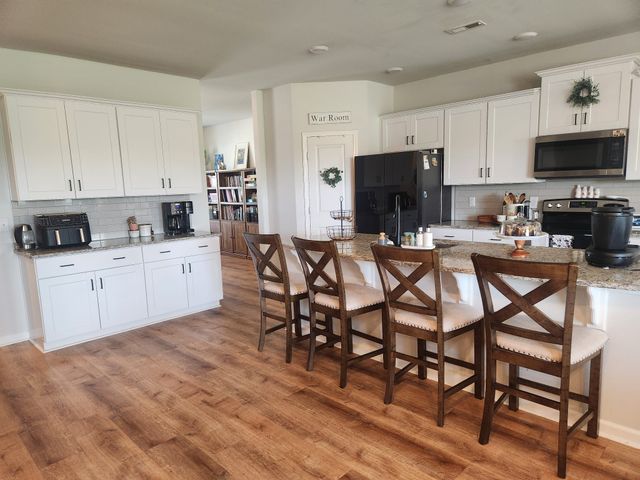 2013 Lindsey Way, Lebanon, TN 37087