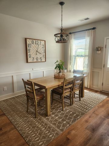 2013 Lindsey Way, Lebanon, TN 37087
