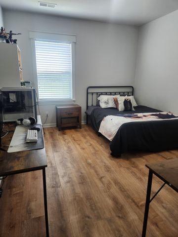 2013 Lindsey Way, Lebanon, TN 37087