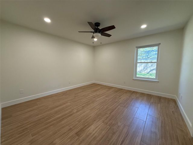 1 Redberry Court, The Woodlands, TX 77381