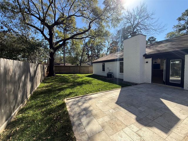 1 Redberry Court, The Woodlands, TX 77381
