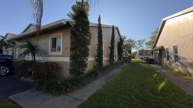 5811 NW 57th Avenue, Tamarac, FL 33319