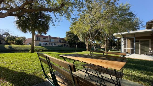 5811 NW 57th Avenue, Tamarac, FL 33319