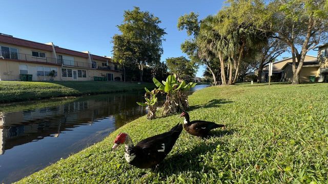 5811 NW 57th Avenue, Tamarac, FL 33319