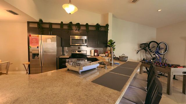 5811 NW 57th Avenue, Tamarac, FL 33319