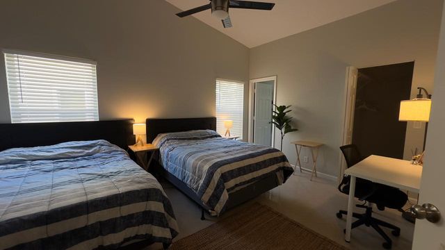 5811 NW 57th Avenue, Tamarac, FL 33319