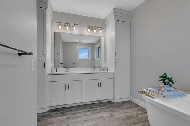 2027 Sandstone Loop N, Sartell, MN 56377