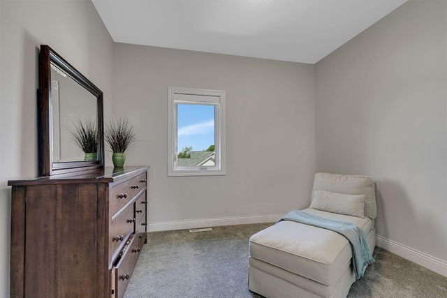 2027 Sandstone Loop N, Sartell, MN 56377