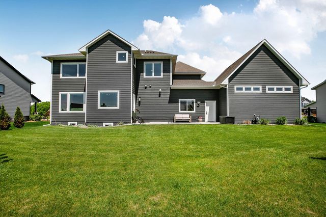 2027 Sandstone Loop N, Sartell, MN 56377