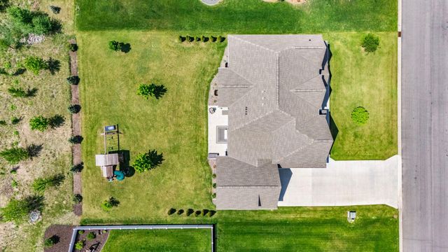 2027 Sandstone Loop N, Sartell, MN 56377