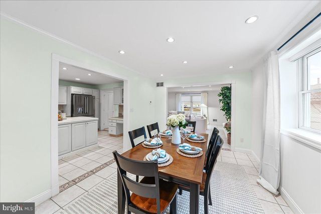 658 E LEAMY AVE, Springfield, PA 19064