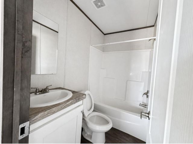 364 Road 5606, Cleveland, TX 77327