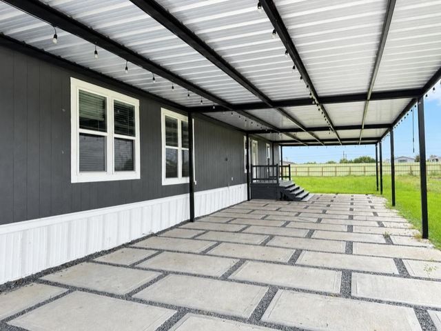 364 Road 5606, Cleveland, TX 77327