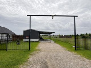 364 Road 5606, Cleveland, TX 77327