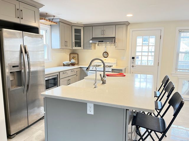 41 Baxter Drive, Norwalk, CT 06854