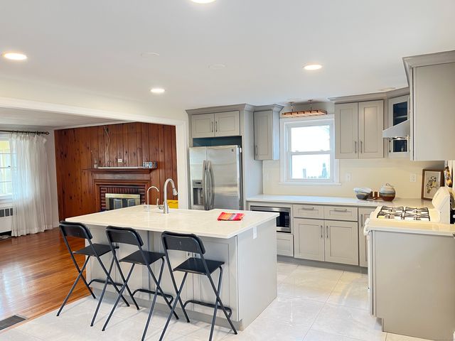 41 Baxter Drive, Norwalk, CT 06854