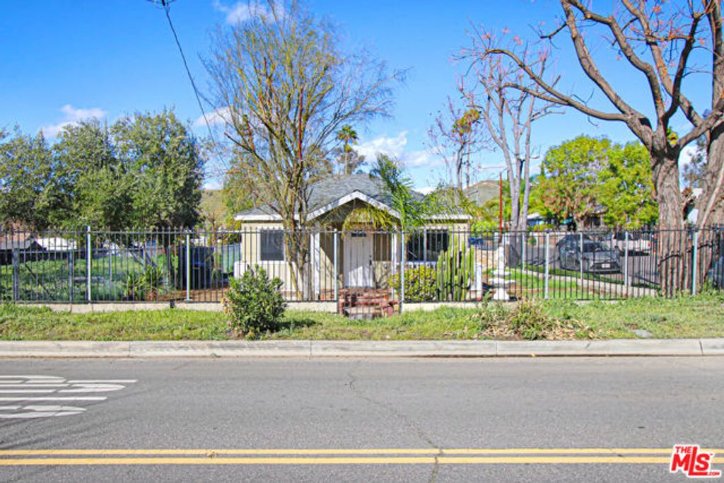 309 E Franklin Street, Lake Elsinore, CA 92530