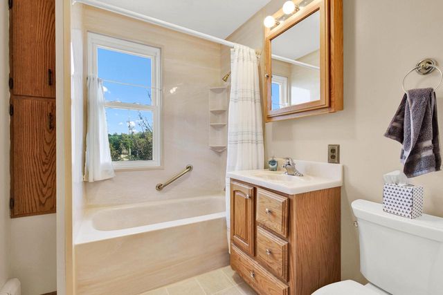 414 River DRIVE, West Bend, WI 53090